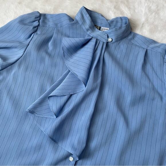 Mallard’s Point Vintage Top Size Small - Picture 2 of 5